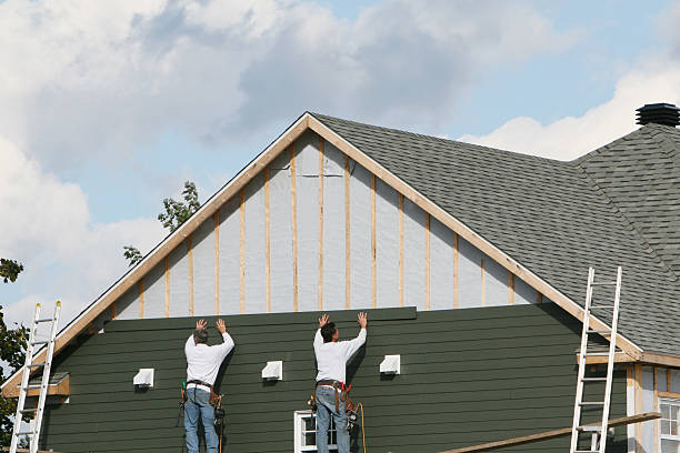 Professional Siding technician working in Greenwood, IN